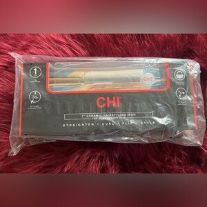 CHI Ceramic Hairstyling Iron - Black